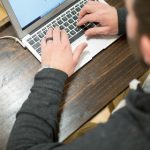 吃瓜爆料 漫画:揭示娱乐圈背后的秘密与趣事 v2o80